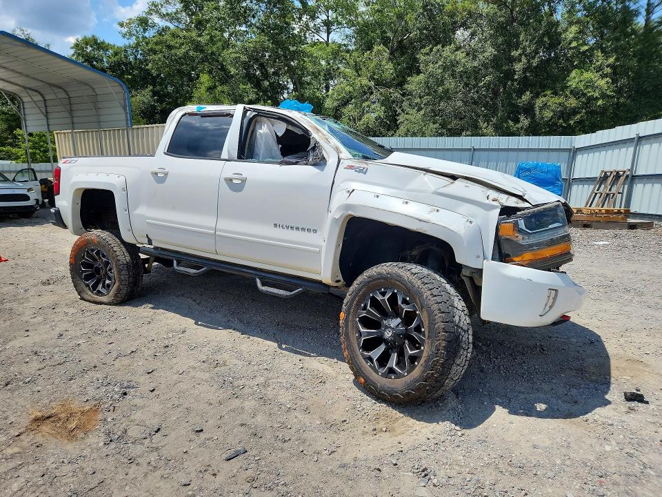 63950486 :رقم المزاد ، 3GCUKREC3JG308232 vin ، 2018 Chevrolet Silverado مزاد بيع