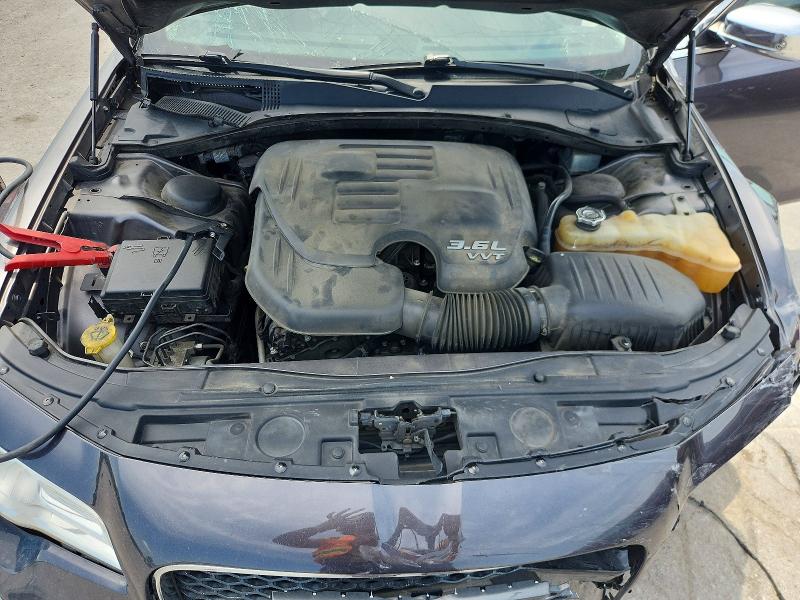 64980746 :رقم المزاد ، 2C3CCAEGXHH540239 vin ، 2017 Chrysler 300c مزاد بيع
