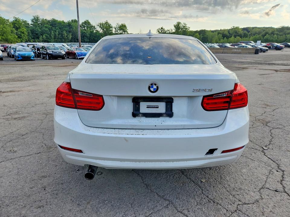 Продаж на аукціоні авто 2015 Bmw 320, vin: WBA3B1G53FNT63643, номер лоту: 65139716