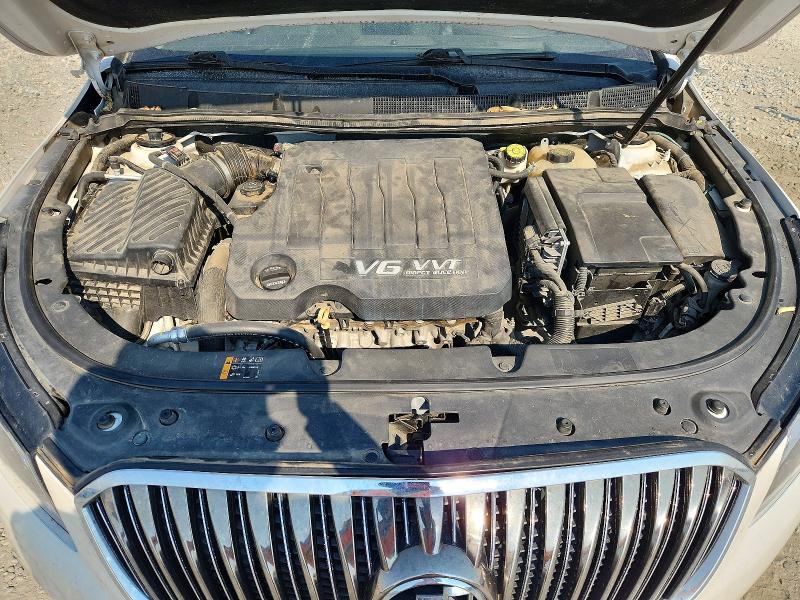 64105866 :رقم المزاد ، 1G4GE5G33FF232302 vin ، 2015 Buick Lacrosse مزاد بيع