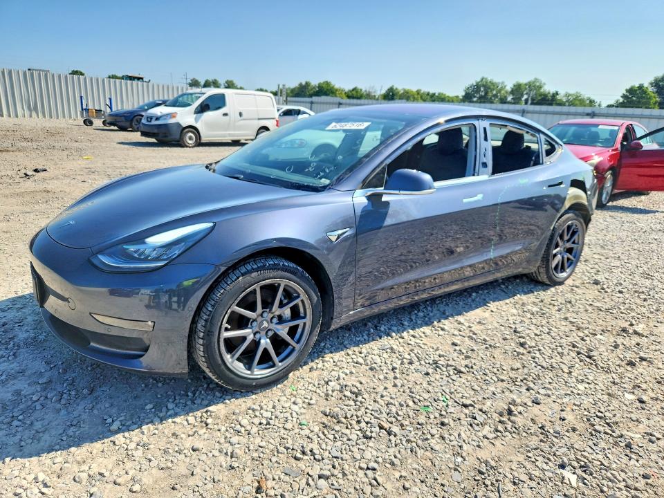2018 Tesla Model 3 მანქანა იყიდება აუქციონზე, vin: 5YJ3E1EA0JF019043, აუქციონის ნომერი: 62487516