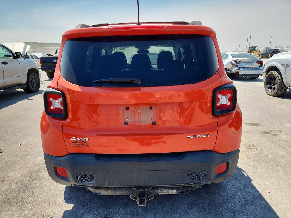 60605846 :رقم المزاد ، ZACCJBAW2GPE00770 vin ، 2016 Jeep Renegade مزاد بيع