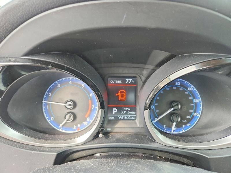 Продажа на аукционе авто 2015 Toyota Corolla, vin: 5YFBURHE4FP334029, номер лота: 64370726