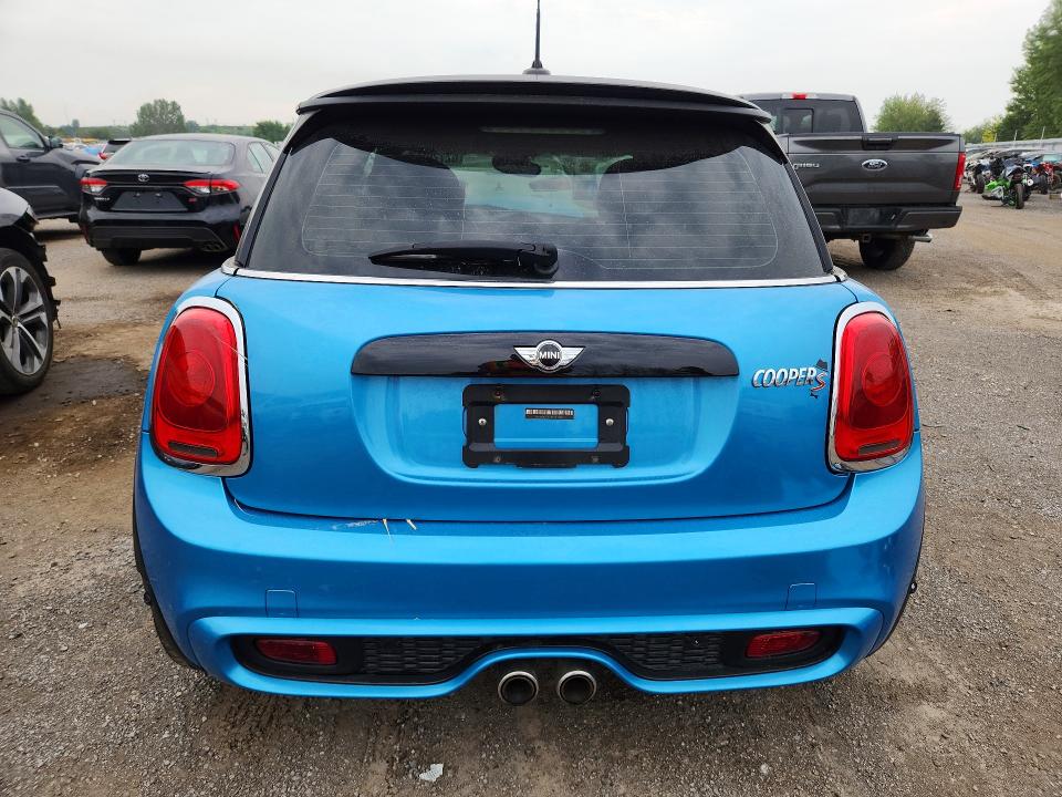 2015 Mini Cooper მანქანა იყიდება აუქციონზე, vin: WMWXP7C59F2A39239, აუქციონის ნომერი: 62720666