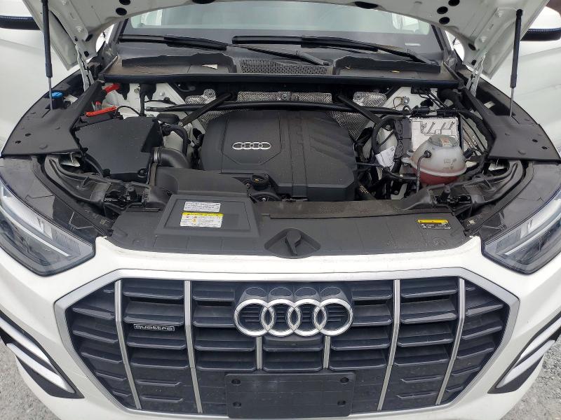 64051046 :رقم المزاد ، WA1BAAFYXM2130641 vin ، 2021 Audi Q5 مزاد بيع