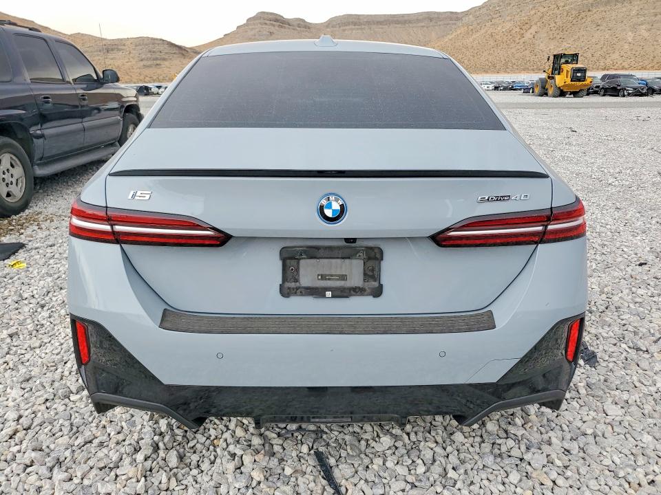 64603756 :رقم المزاد ، WBY33FK04SCU68656 vin ، 2025 Bmw I5 مزاد بيع