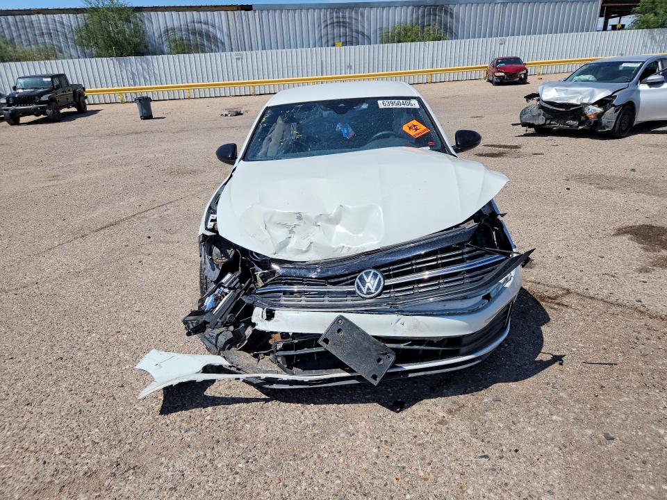 63950406 :رقم المزاد ، 3VWBM7BU4NM034336 vin ، 2022 Volkswagen Jetta مزاد بيع