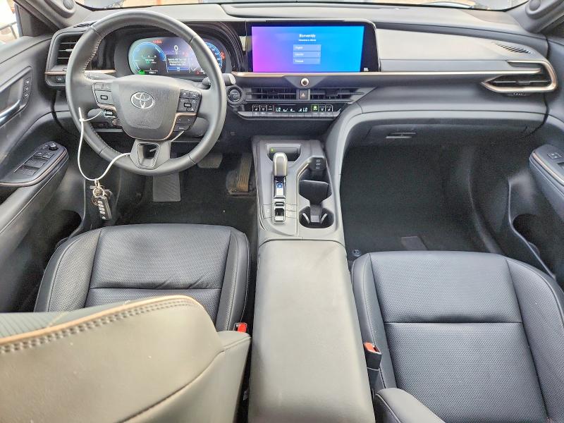 63744856 :رقم المزاد ، JTDAAAAF6P3012964 vin ، 2023 Toyota Crown مزاد بيع