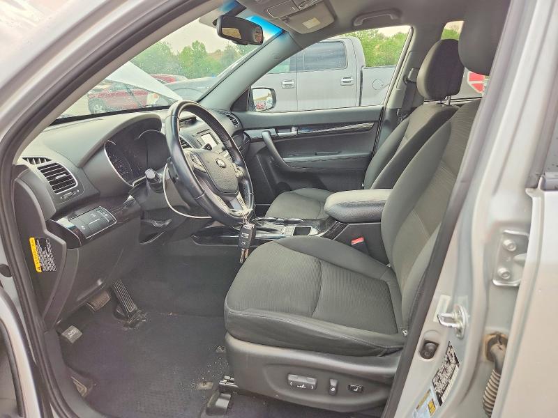 Продажа на аукционе авто 2015 Kia Sorento, vin: 5XYKTDA71FG550670, номер лота: 63363546