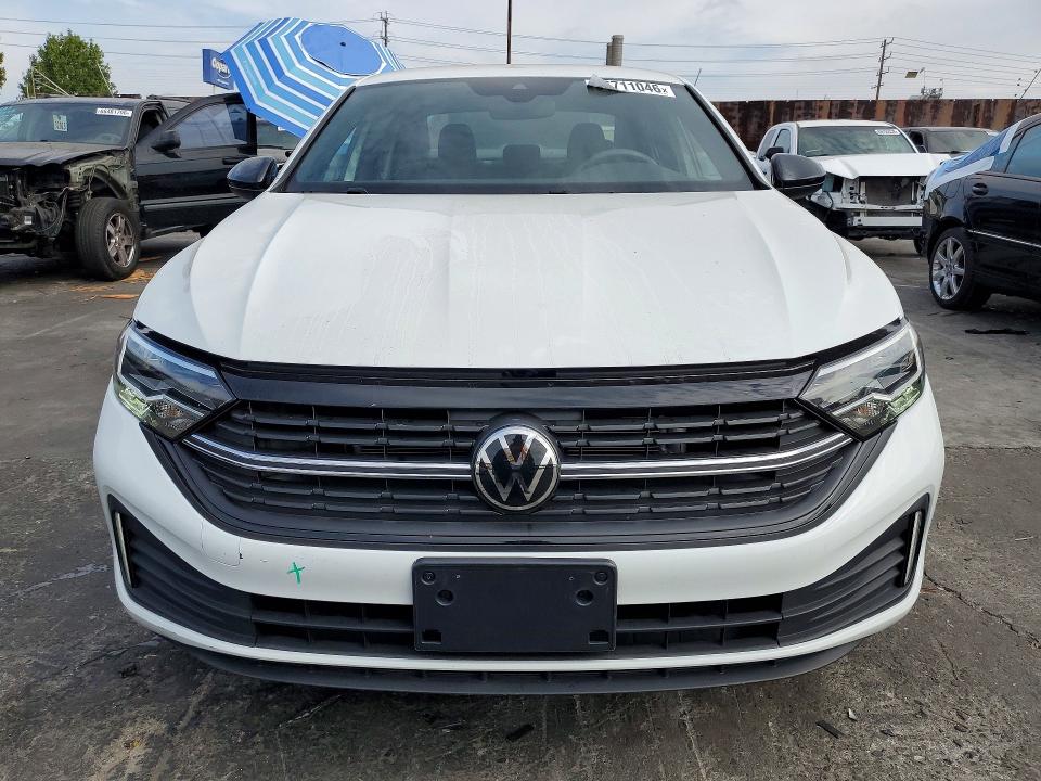 Продажа на аукционе авто 2024 Volkswagen Jetta, vin: 3VWBM7BU3RM078933, номер лота: 66711046