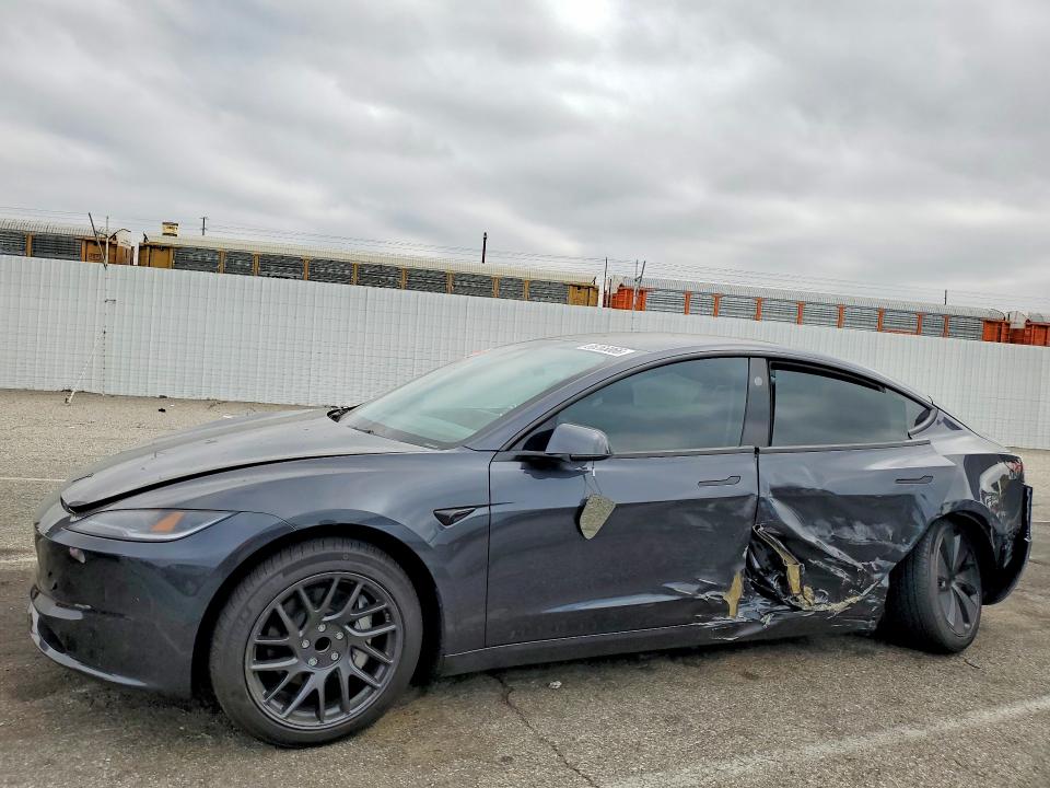 2026 Tesla Model 3 მანქანა იყიდება აუქციონზე, vin: 5YJ3E1EA5TF196402, აუქციონის ნომერი: 65265866