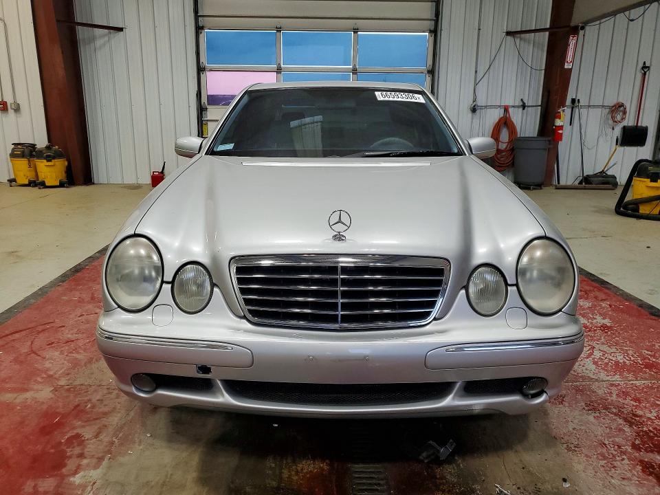 Продажа на аукционе авто 2001 Mercedes-benz E, vin: WDBJF74JX1B282408, номер лота: 66593306