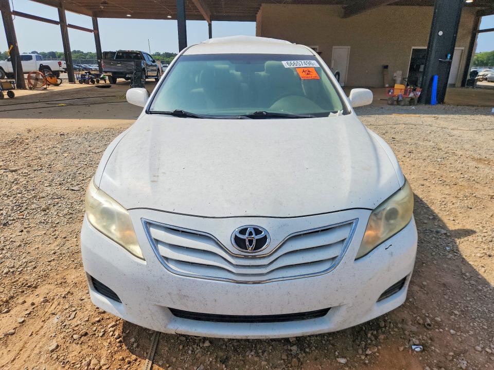 66657496 :رقم المزاد ، 4T1BF3EK3AU520797 vin ، 2010 Toyota Camry مزاد بيع
