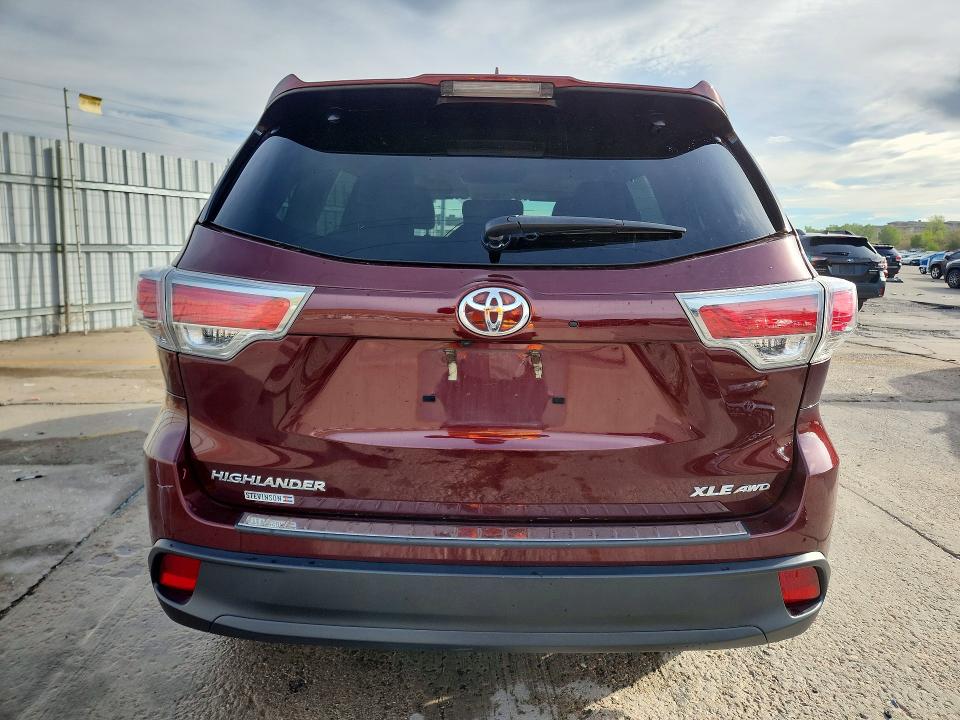 Продаж на аукціоні авто 2015 Toyota Highlander, vin: 5TDJKRFH5FS204864, номер лоту: 67008516