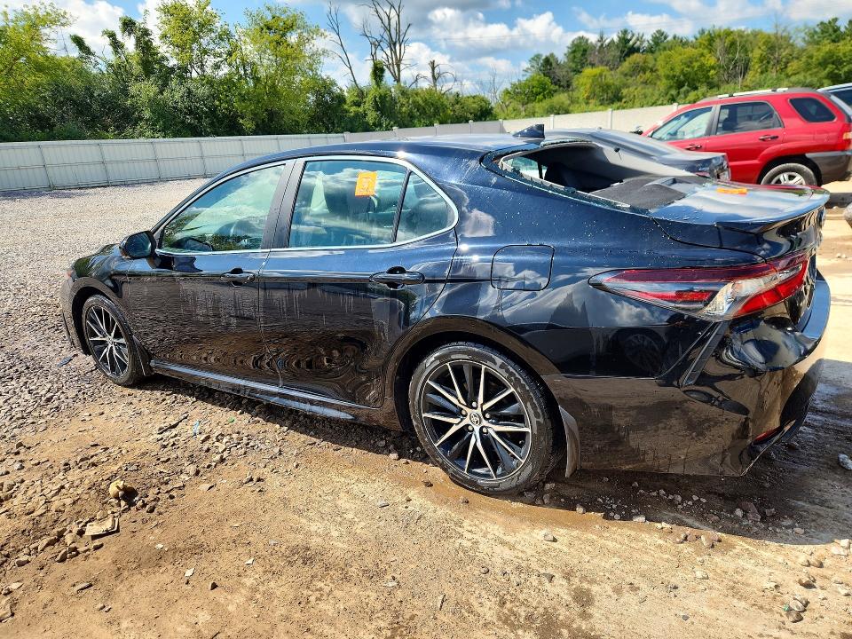 2022 Toyota Camry მანქანა იყიდება აუქციონზე, vin: 4T1G11BK5NU069536, აუქციონის ნომერი: 66626406