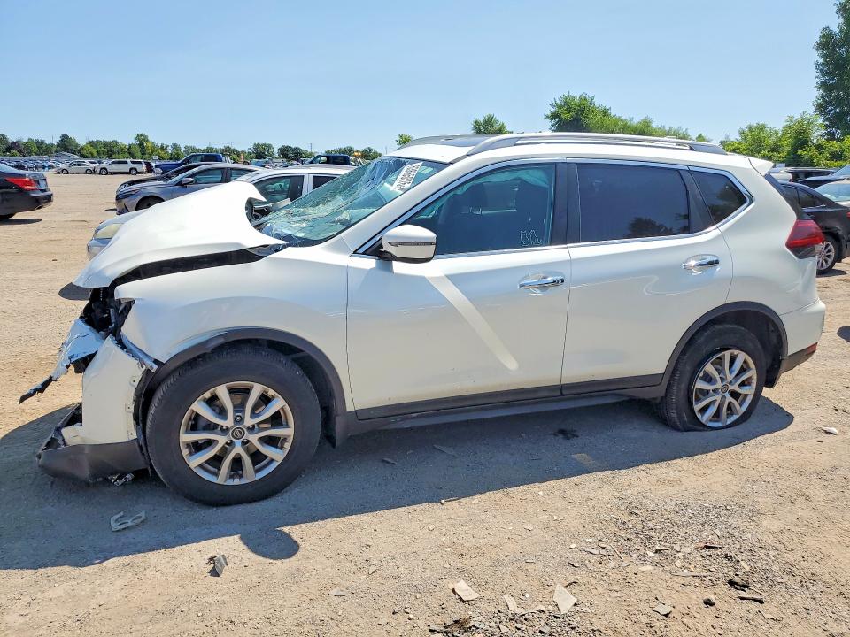 63665076 :رقم المزاد ، 5N1AT2MV2JC780852 vin ، 2018 Nissan Rogue مزاد بيع