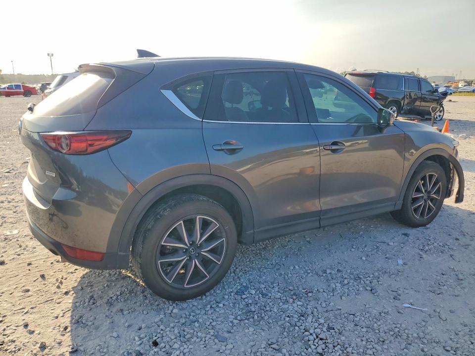 Продаж на аукціоні авто 2017 Mazda Cx-5, vin: JM3KFADL9H0190188, номер лоту: 64059116