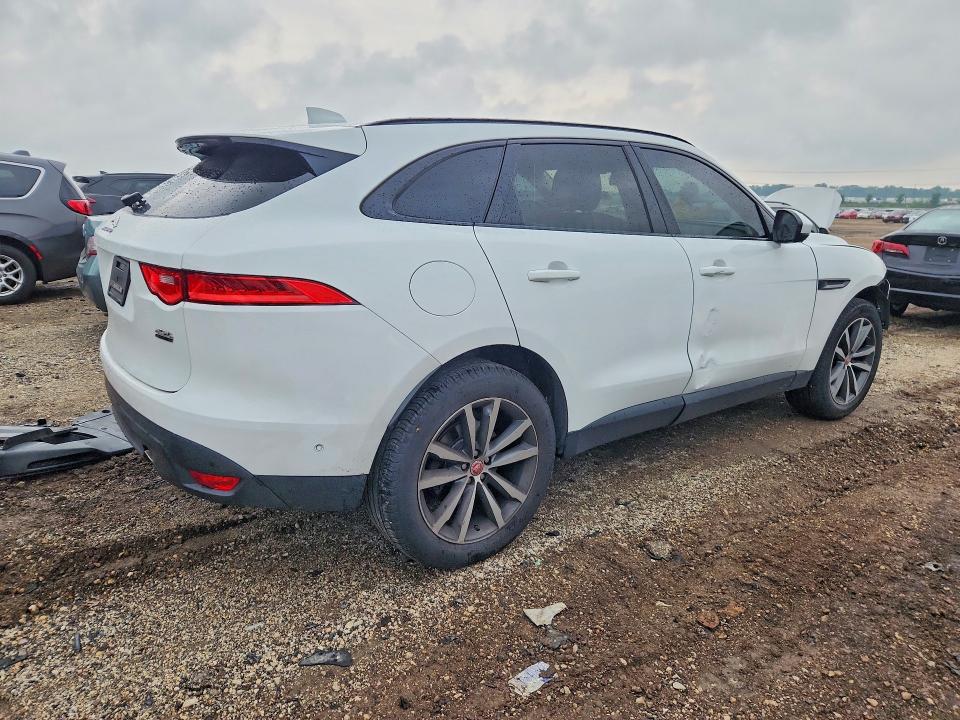 Продаж на аукціоні авто 2018 Jaguar F-pace, vin: SADCK2FX8JA321937, номер лоту: 64600976