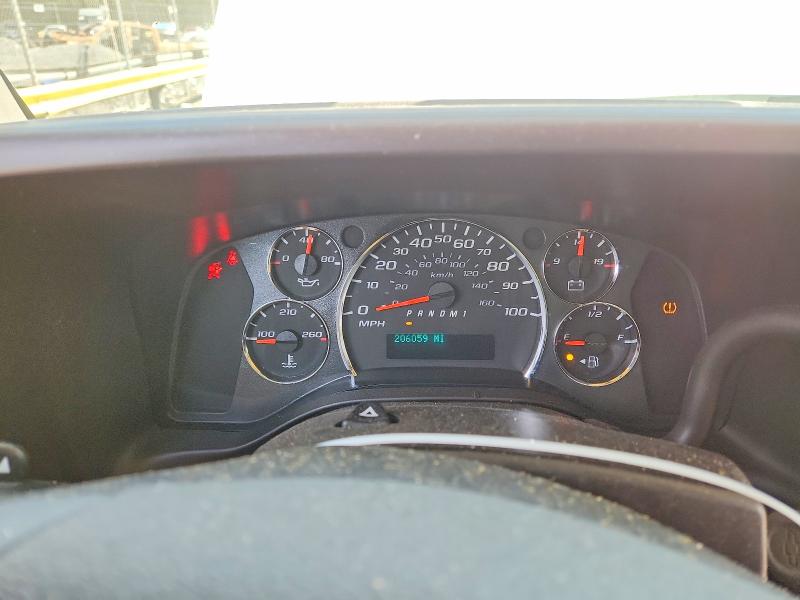 63546726 :رقم المزاد ، 1GCWGFBA5D1102392 vin ، 2013 Chevrolet Express G2500 مزاد بيع