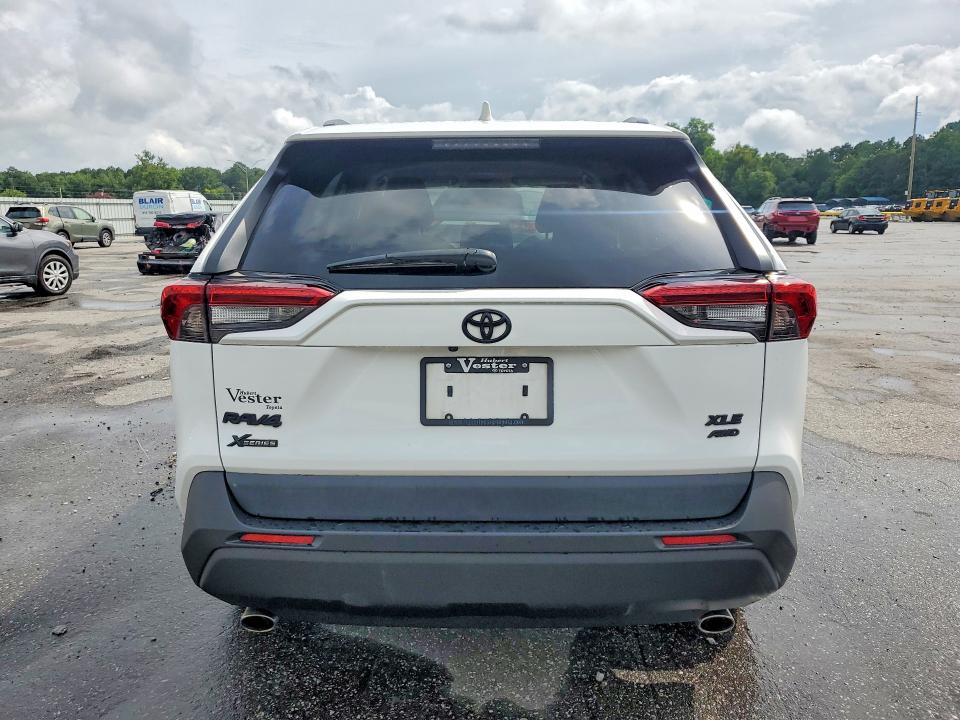 2021 Toyota Rav4 მანქანა იყიდება აუქციონზე, vin: 2T3P1RFV3MC198935, აუქციონის ნომერი: 63672916