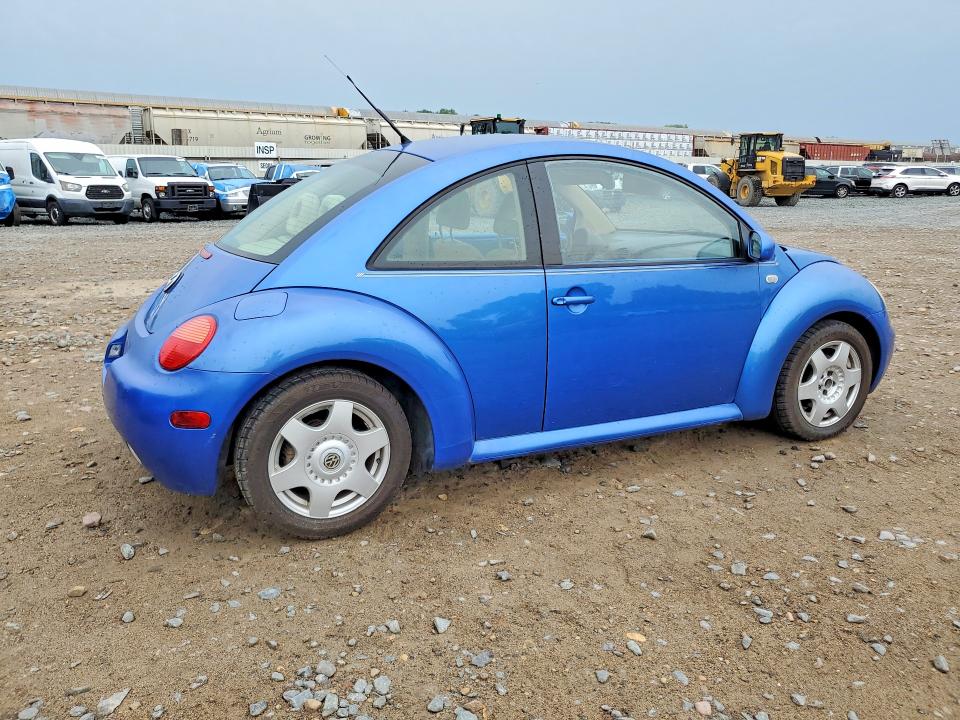 2001 Volkswagen New Beetle მანქანა იყიდება აუქციონზე, vin: 3VWBB21C51M475646, აუქციონის ნომერი: 64540706