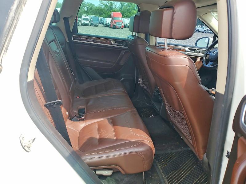 Продаж на аукціоні авто 2012 Volkswagen Touareg, vin: WVGFF9BP3CD003135, номер лоту: 64853386