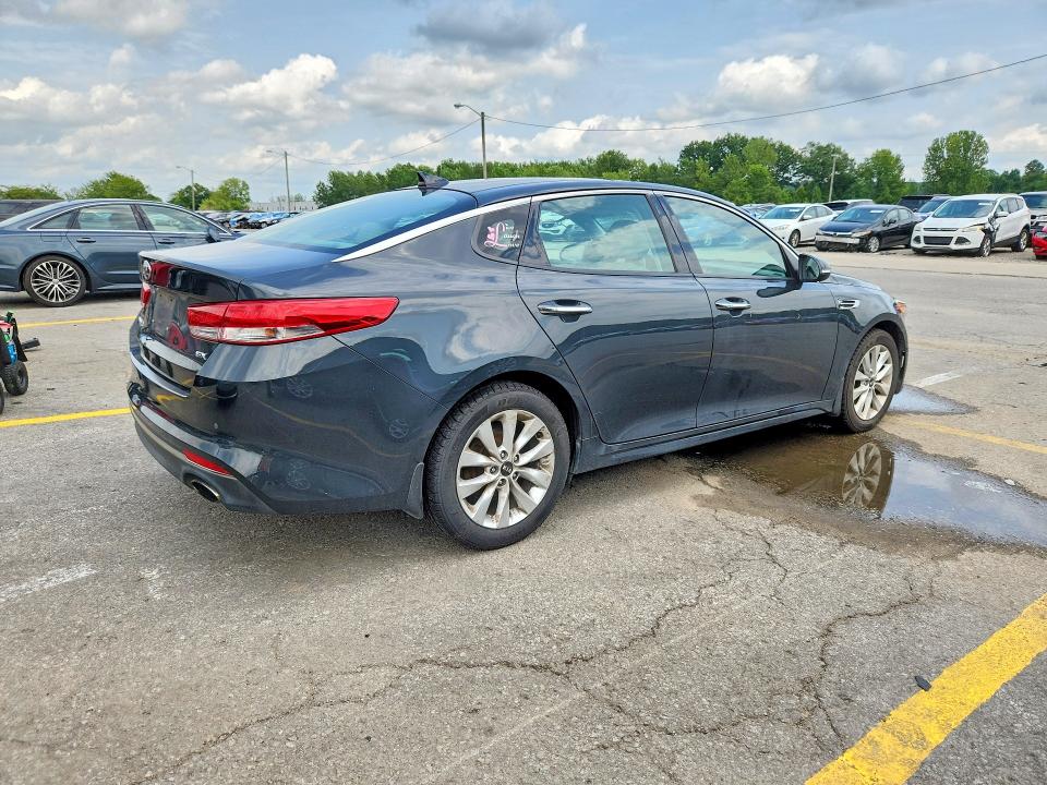Продажа на аукционе авто 2016 Kia Optima, vin: 5XXGU4L38GG109346, номер лота: 65034736