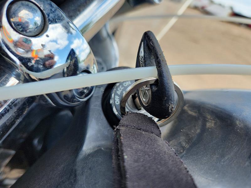 63687876 :رقم المزاد ، JYAVP04E55A008258 vin ، 2005 Yamaha Xvz13 مزاد بيع