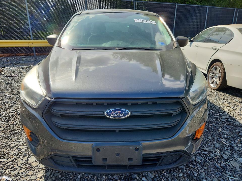 Продаж на аукціоні авто 2017 Ford Escape, vin: 1FMCU0F75HUC30641, номер лоту: 64367576