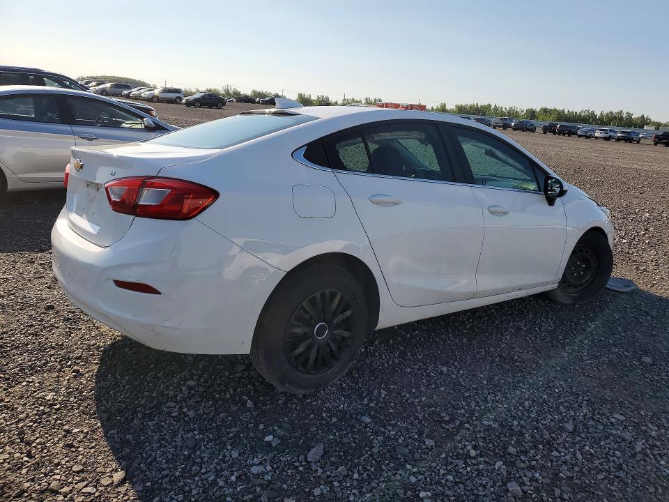 60755076 :رقم المزاد ، 1G1BE5SMXK7122567 vin ، 2019 Chevrolet Cruze مزاد بيع