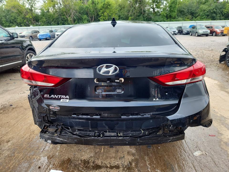 63686856 :رقم المزاد ، 5NPD74LF2HH154079 vin ، 2017 Hyundai Elantra مزاد بيع