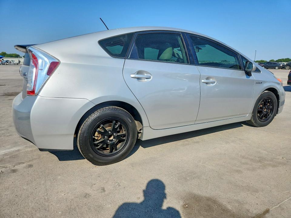 63406316 :رقم المزاد ، JTDKN3DU2E0370544 vin ، 2014 Toyota Prius مزاد بيع