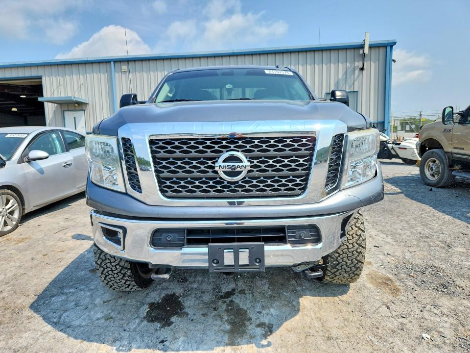 Aukcja sprzedaży 2017 Nissan Titan Xd, vin: 1N6AA1F45HN526959, numer aukcji: 64102576