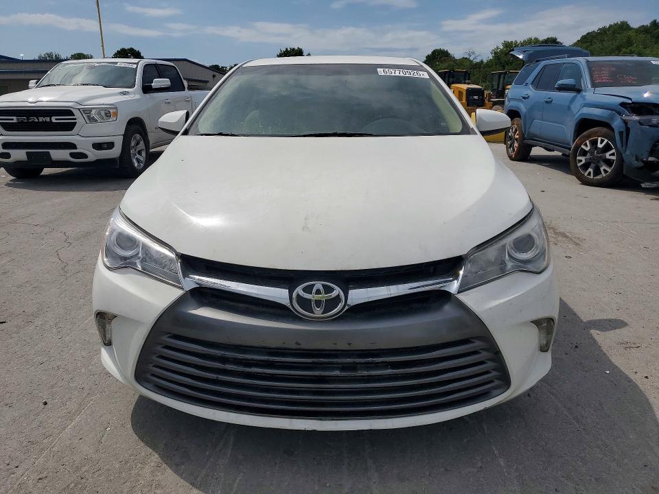 Aukcja sprzedaży 2015 Toyota Camry, vin: 4T1BF1FK8FU886927, numer aukcji: 65770926