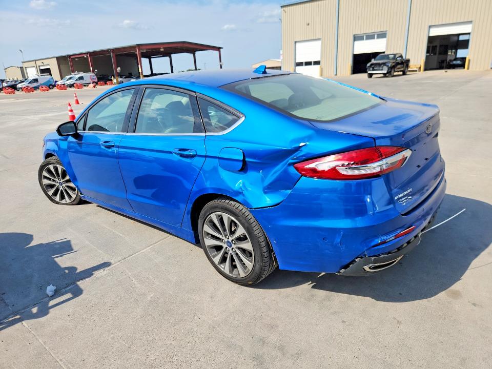 64227036 :رقم المزاد ، 3FA6P0T98LR207990 vin ، 2020 Ford Fusion مزاد بيع