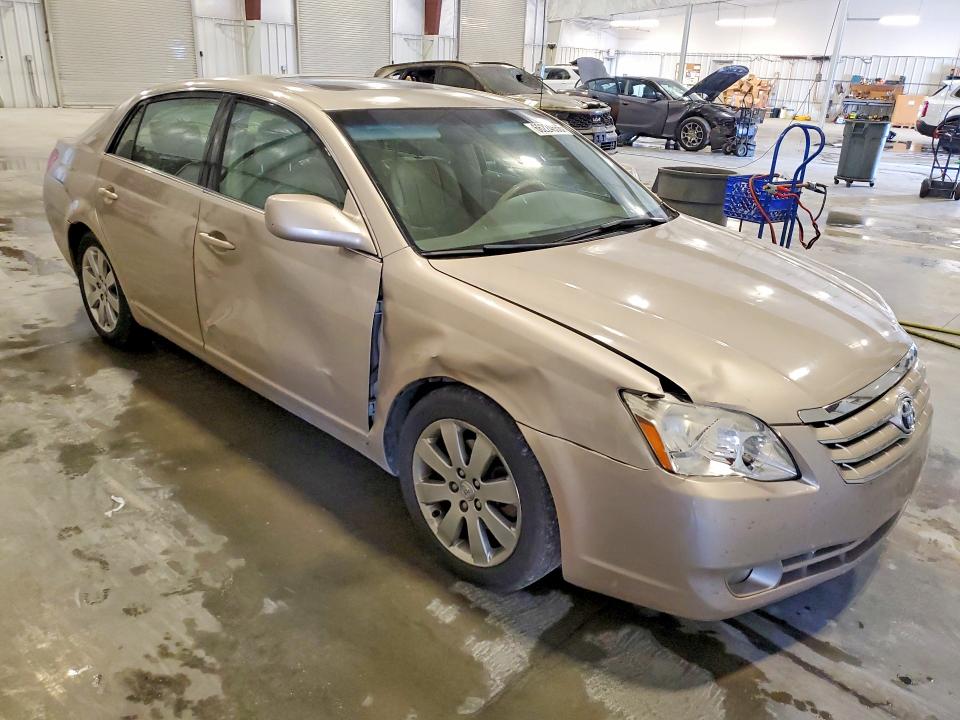 2005 Toyota Avalon მანქანა იყიდება აუქციონზე, vin: 4T1BK36B05U038045, აუქციონის ნომერი: 66224666