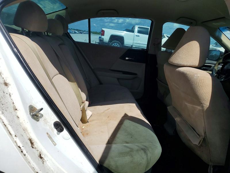 62934646 :رقم المزاد ، 1HGCR2F32DA232021 vin ، 2013 Honda Accord مزاد بيع