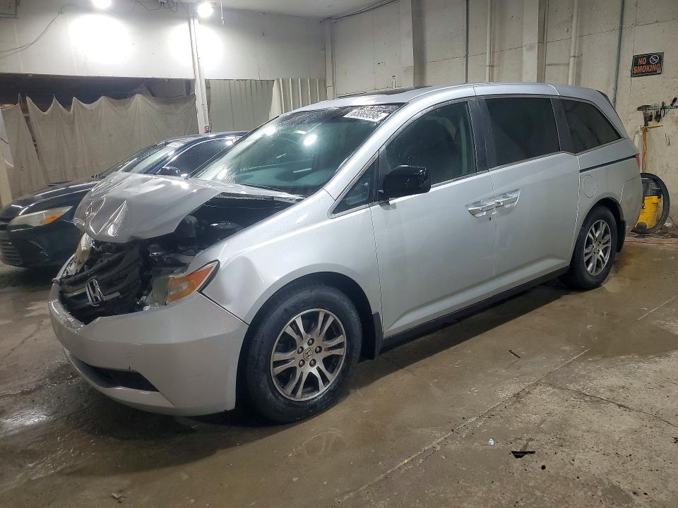 Продажа на аукционе авто 2013 Honda Odyssey, vin: 5FNRL5H68DB068753, номер лота: 65869096