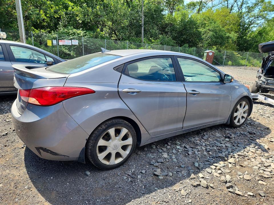2013 Hyundai Elantra მანქანა იყიდება აუქციონზე, vin: KMHDH4AE3DU703405, აუქციონის ნომერი: 65327866
