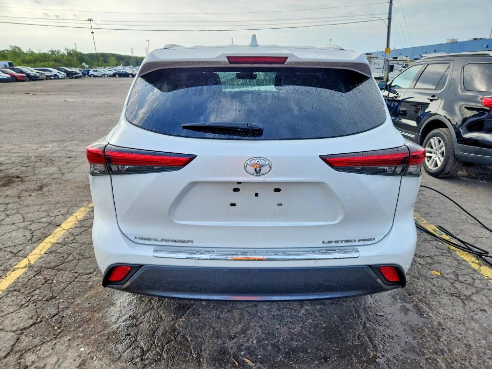 Aukcja sprzedaży 2023 Toyota Highlander, vin: 5TDKDRBH5PS032924, numer aukcji: 65673666