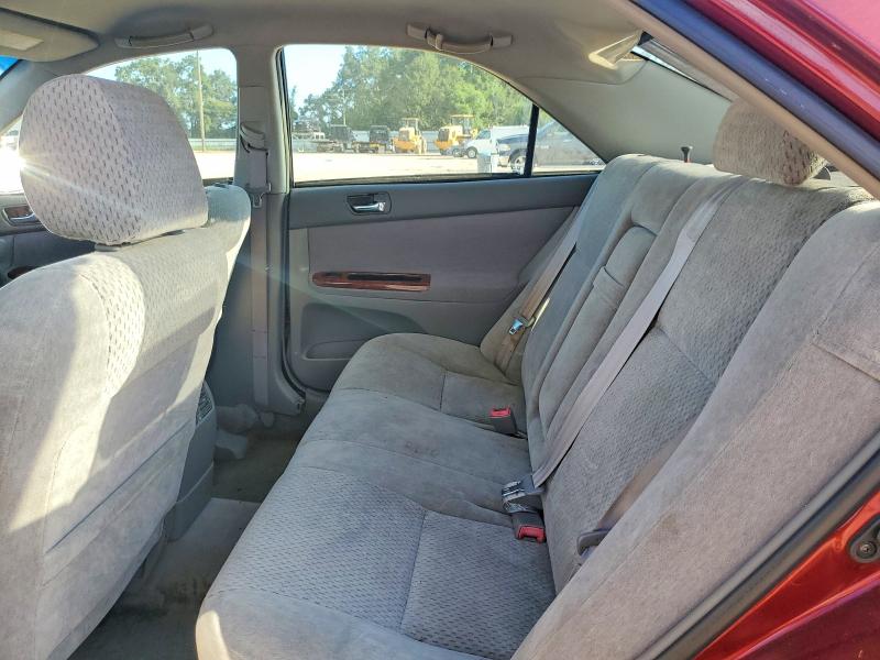 64568276 :رقم المزاد ، 4T1BE32K23U134821 vin ، 2003 Toyota Camry مزاد بيع