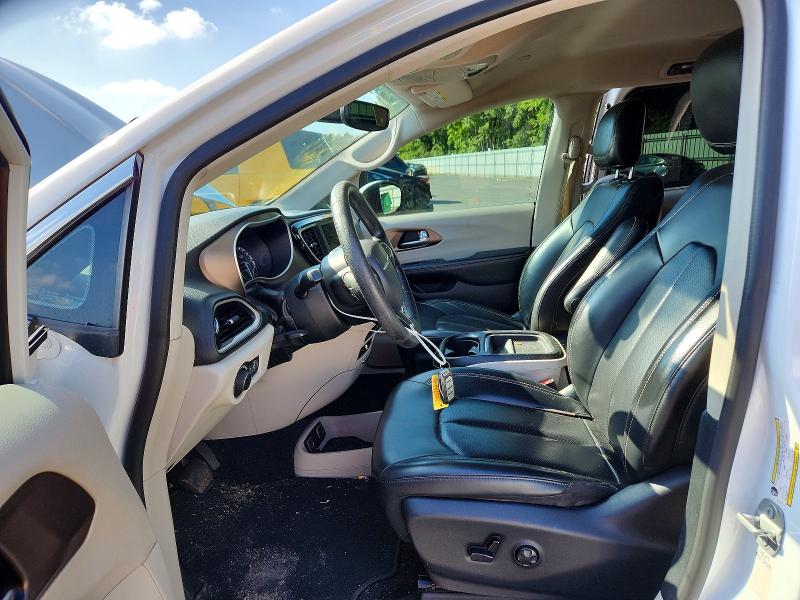 63292146 :رقم المزاد ، 2C4RC1DG8LR156972 vin ، 2020 Chrysler Voyager مزاد بيع