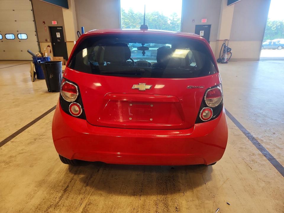 Продажа на аукционе авто 2015 Chevrolet Sonic, vin: 1G1JA6SH9F4196375, номер лота: 64074846