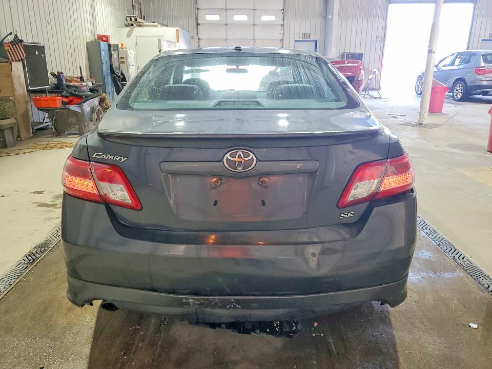 Aukcja sprzedaży 2011 Toyota Camry, vin: 4T1BF3EK4BU227301, numer aukcji: 63468566
