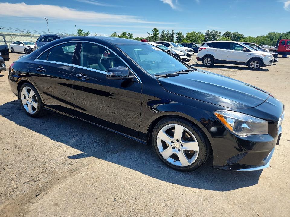 64019206 :رقم المزاد ، WDDSJ4GB4HN423527 vin ، 2017 Mercedes-benz Cla مزاد بيع