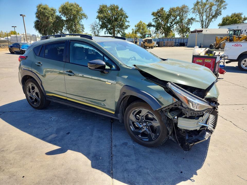 65235756 :رقم المزاد ، 4S4GUHF60R3803220 vin ، 2024 Subaru Crosstrek مزاد بيع
