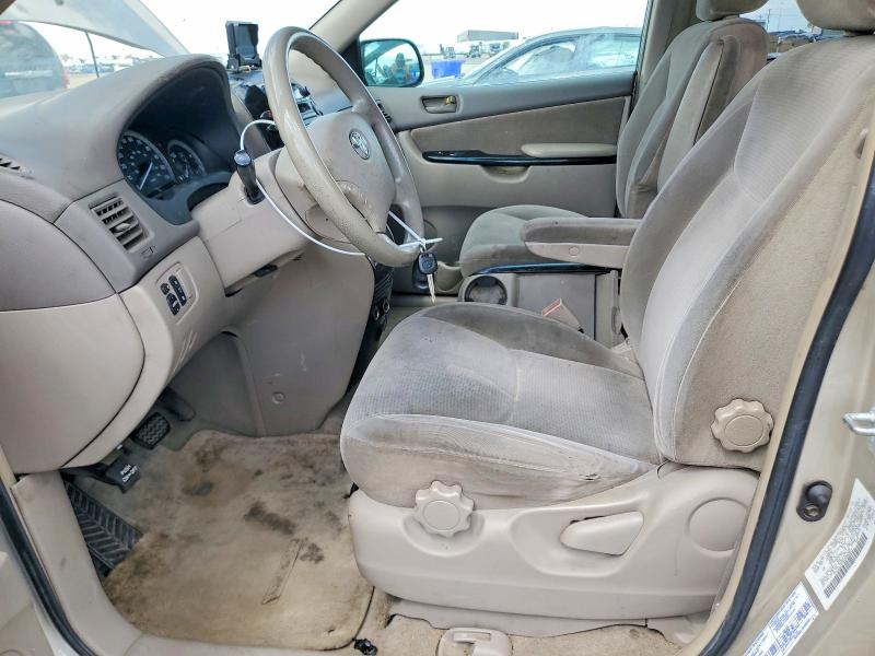 2004 Toyota Sienna მანქანა იყიდება აუქციონზე, vin: 5TDZA23C64S208022, აუქციონის ნომერი: 66992906
