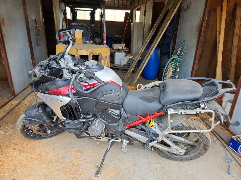 2024 Ducati Multistrada მანქანა იყიდება აუქციონზე, vin: ZDMAAL4W1RB017669, აუქციონის ნომერი: 63582016