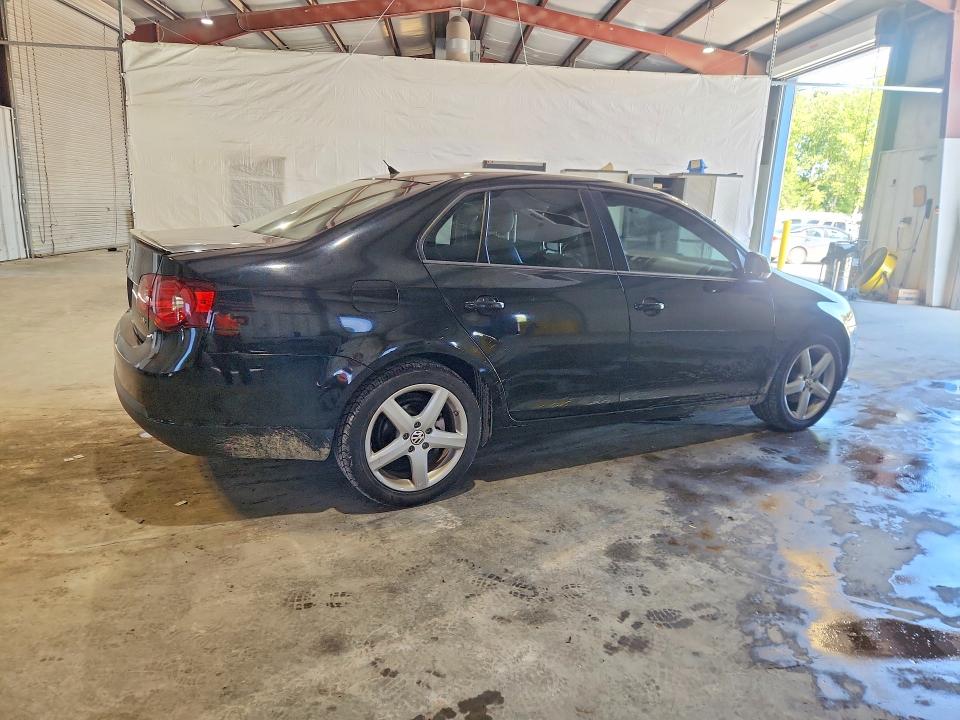 2010 Volkswagen Jetta მანქანა იყიდება აუქციონზე, vin: 3VWRZ7AJ2AM148966, აუქციონის ნომერი: 63817896