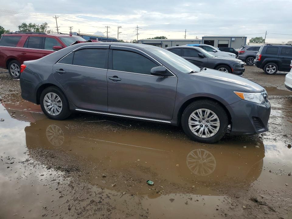 64972336 :رقم المزاد ، 4T1BD1FK6EU108081 vin ، 2014 Toyota Camry Hybrid مزاد بيع